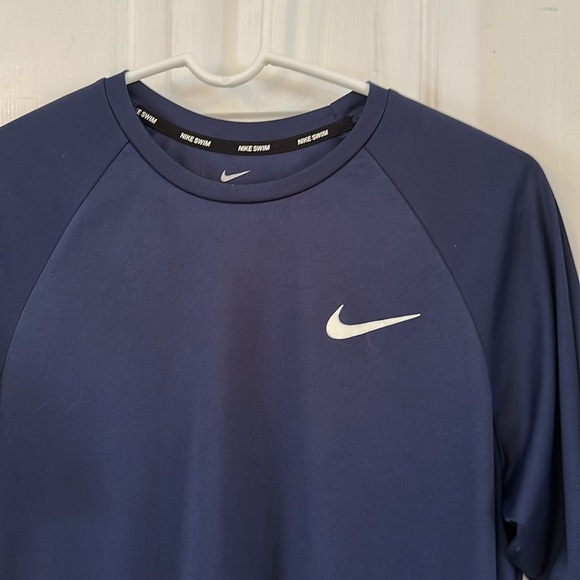 Men’s Nike Swim Dri-Fit UPF 40+ Blue Polyester Short Sleeve Shirt Size Medium - Picture 3 of 6